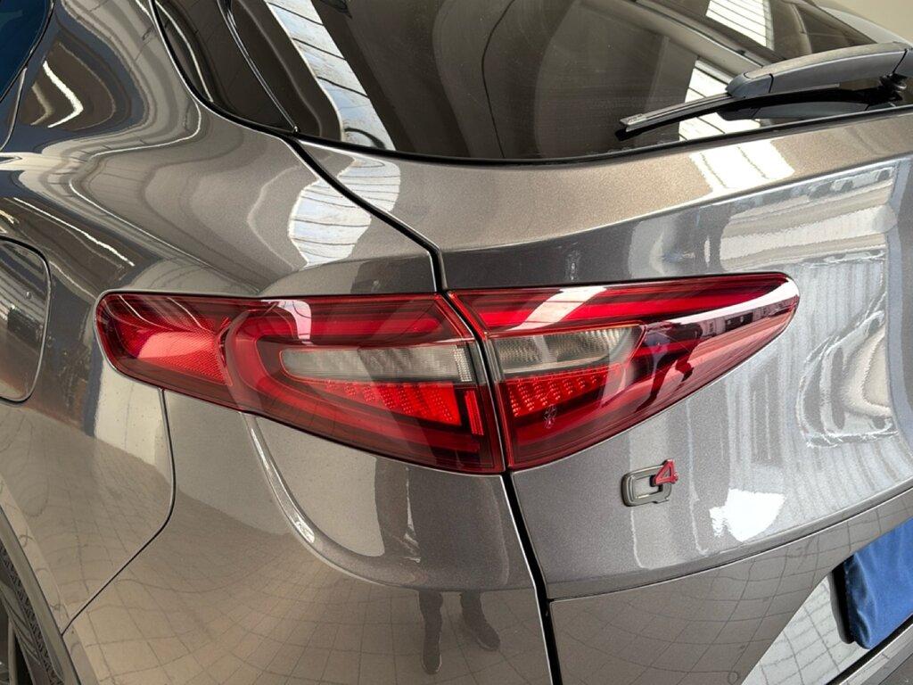 Alfa Romeo Stelvio 2.2 t Business Q4 210cv auto my19
