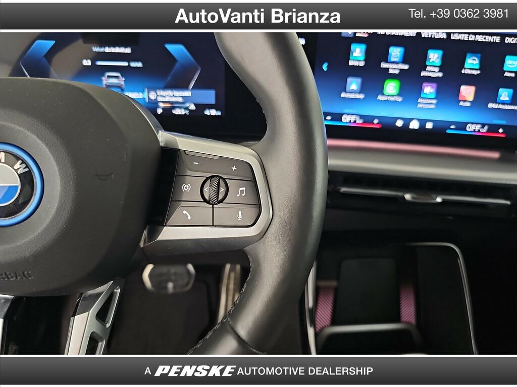BMW iX1 edrive 20 X-Line