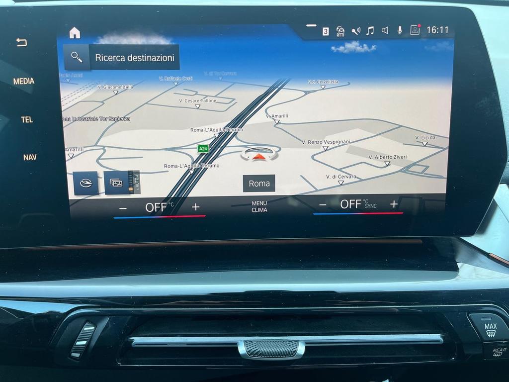 BMW X1 xdrive23i mhev 48V X-Line Edition Balance auto