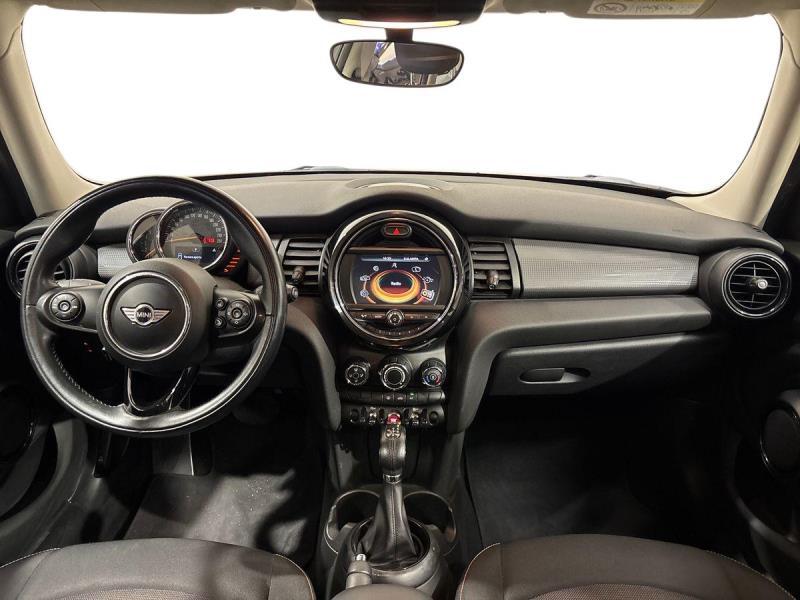 Mini Cooper D 1.5 D Cooper D Boost Auto