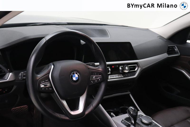 BMW Serie 3 320d mhev 48V xdrive Business Advantage auto