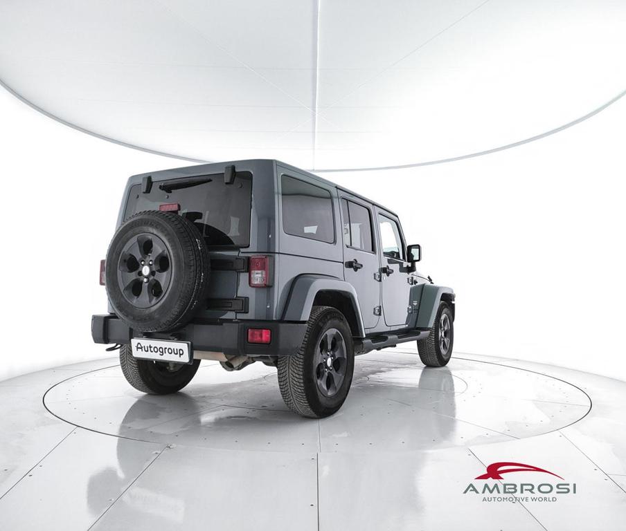 Jeep Wrangler Unlimited 2.8 crd Sahara auto E5+