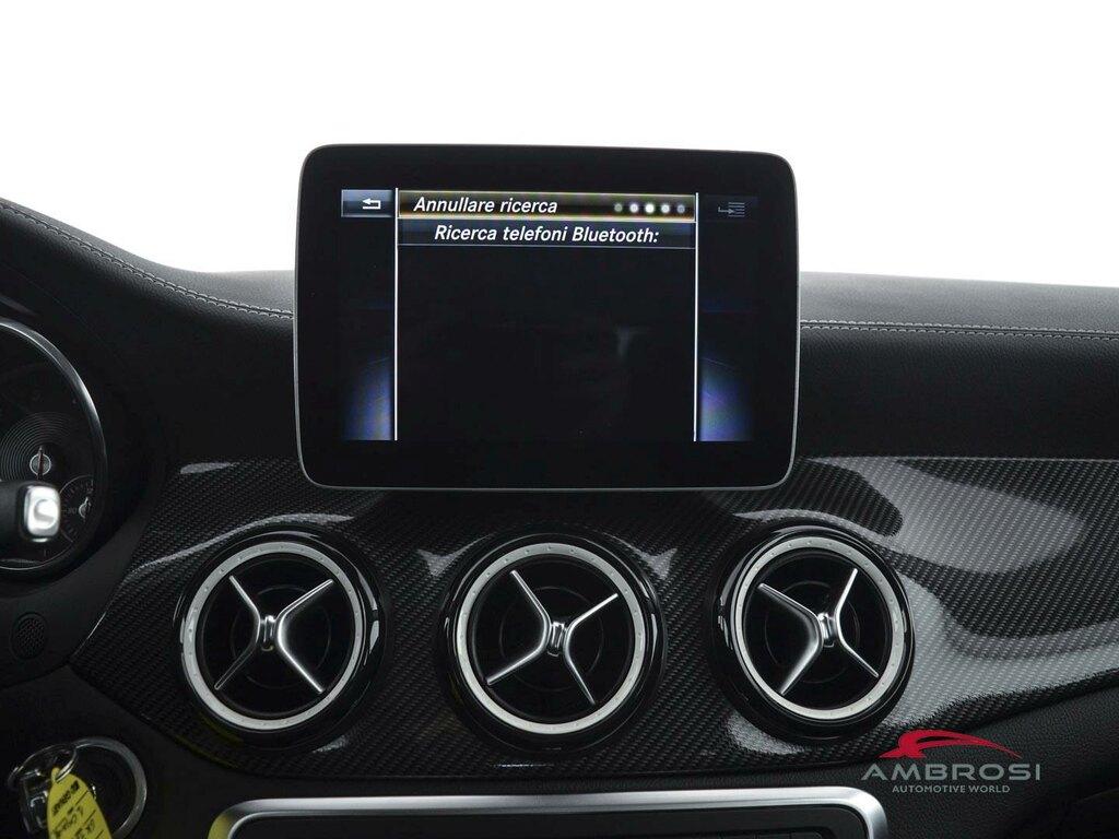 Mercedes GLA 200 Premium auto
