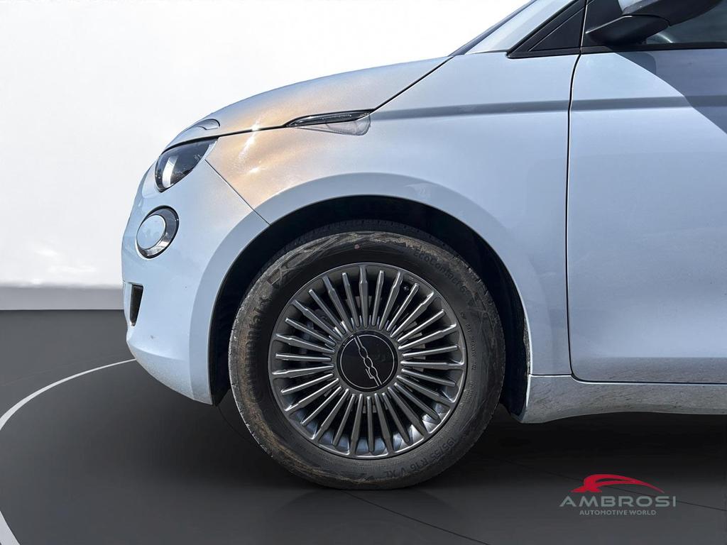 Fiat 500 e 3+1 Icon