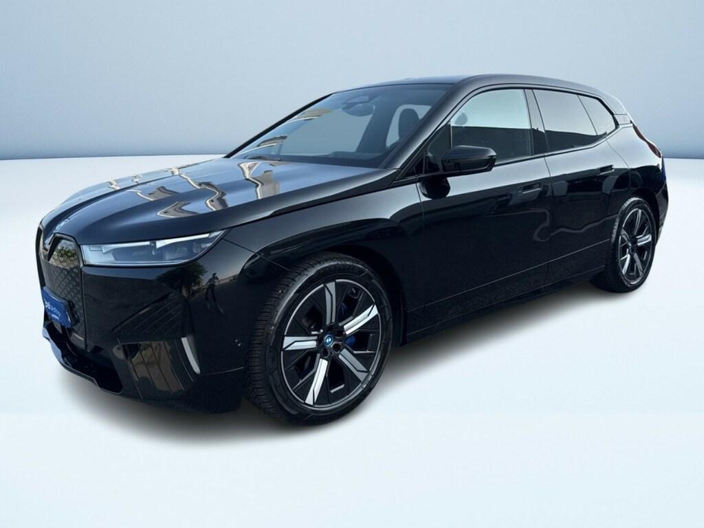 BMW iX xdrive50 pacchetto sportivo