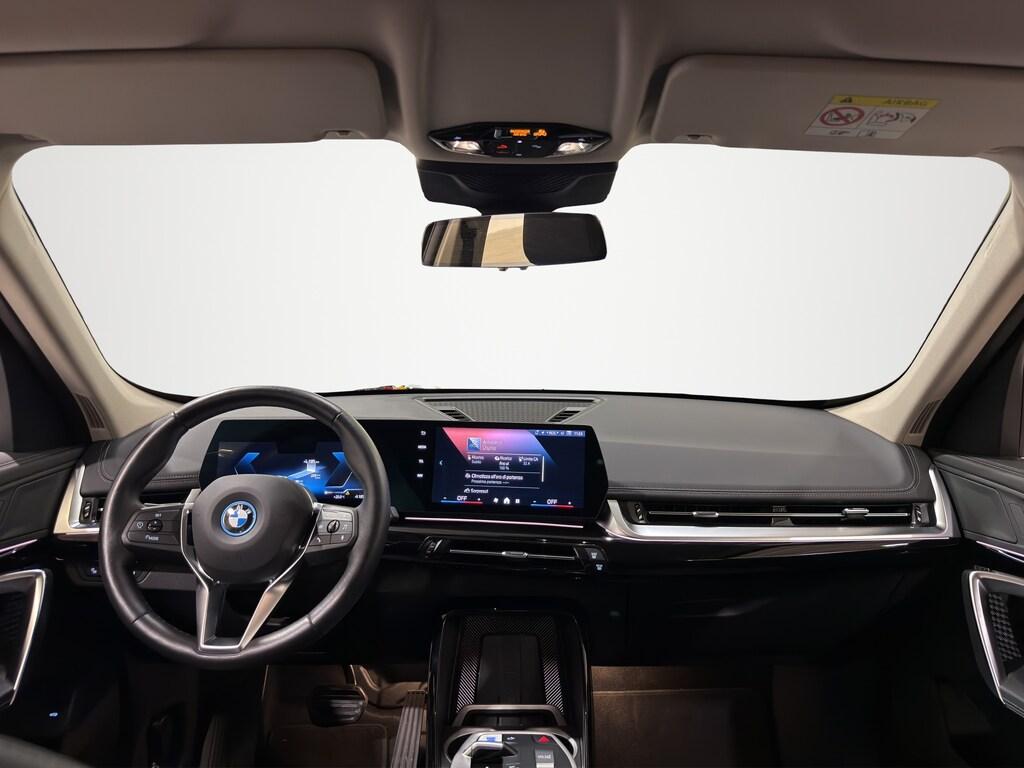 BMW iX1 edrive 20 Special Edition