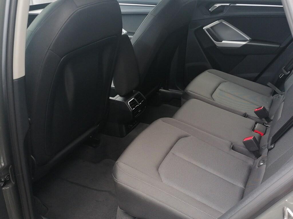 Audi Q3 40 2.0 tfsi Business Advanced quattro s-tronic