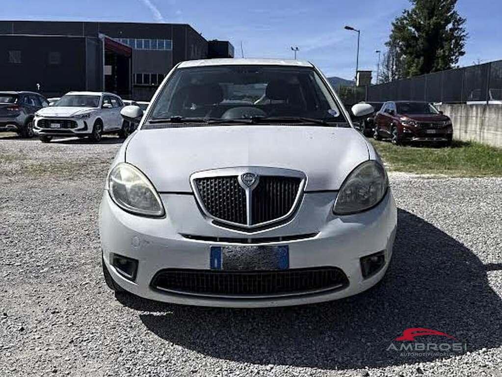 Lancia Ypsilon 1.4 8v New Oro (oro) ecochic Gpl