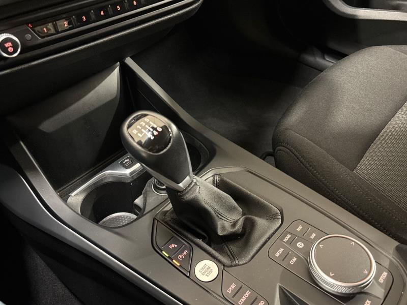 BMW Serie 1 118i Advantage 136cv