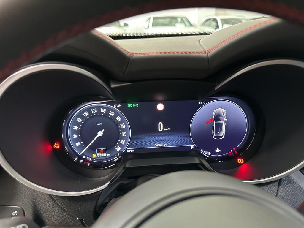 Alfa Romeo Stelvio 2.2 t Competizione Q4 210cv auto