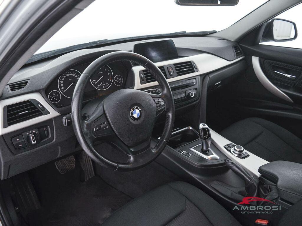 BMW Serie 3 318d Touring Business auto