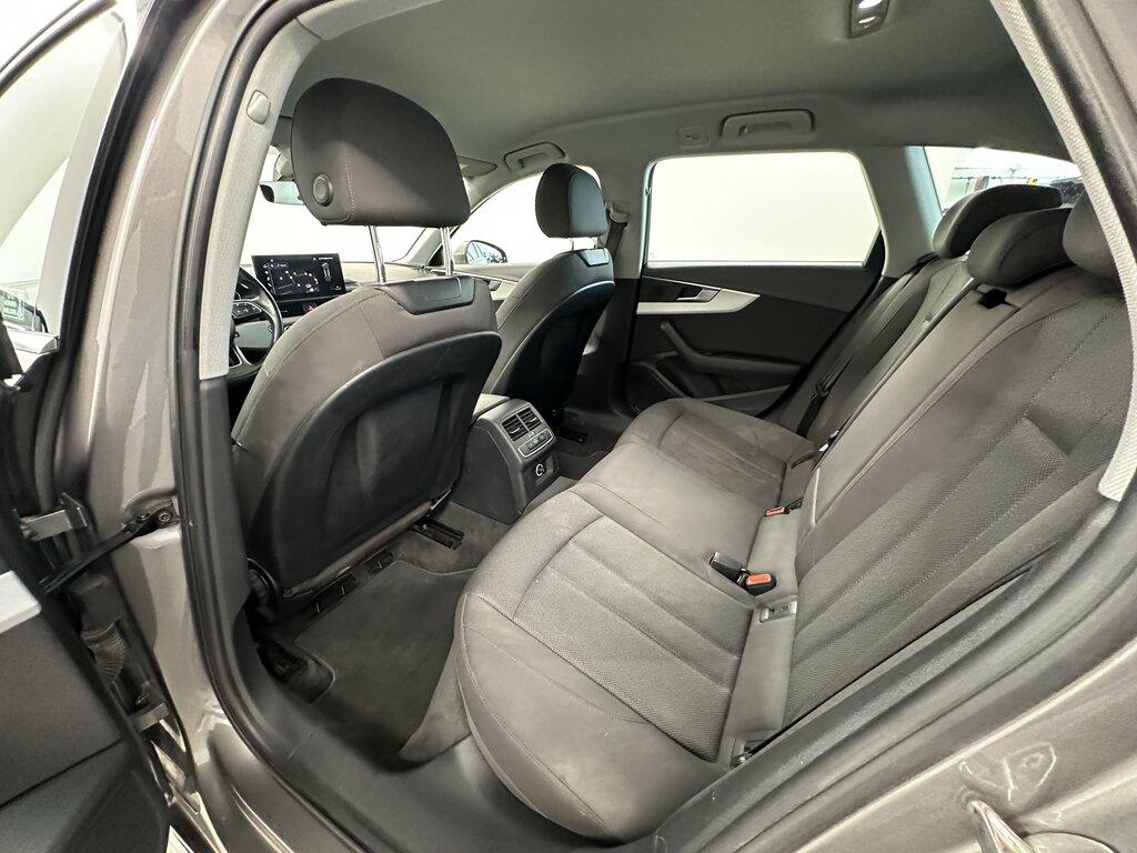 Audi A4 Avant 35 2.0 tdi mhev Business Advanced 163cv s-tronic