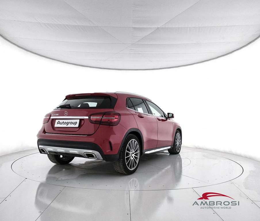 Mercedes GLA 200 Premium auto