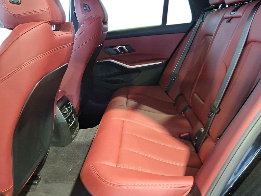 BMW Serie 3 320d Touring mhev 48V auto