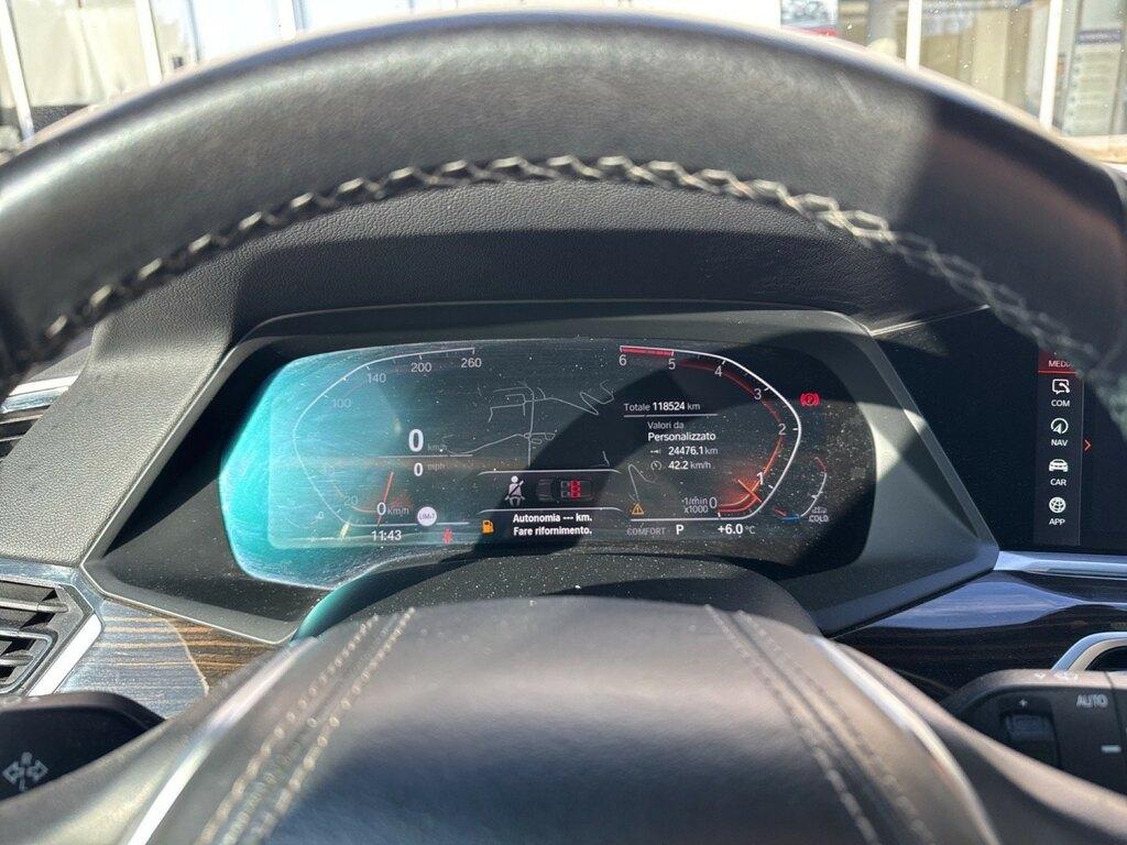 BMW X5 xdrive40d mhev 48V xLine auto