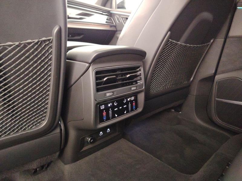 Audi Q8 RS 8 4.0 mhev quattro tiptronic