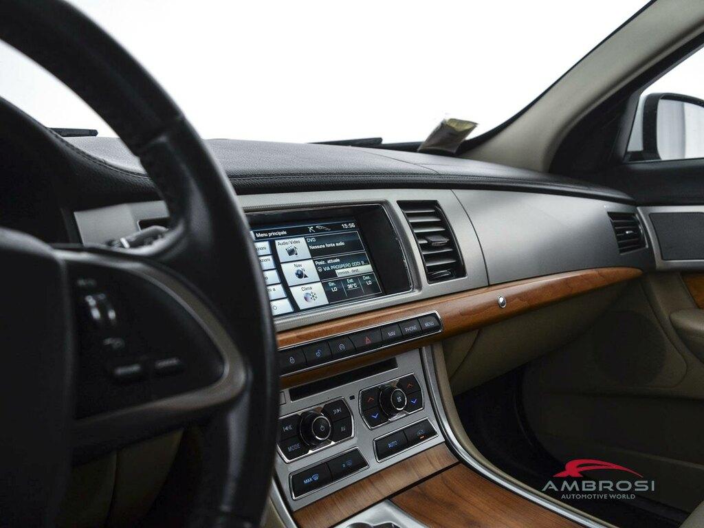 Jaguar XF 2.2d s&s auto