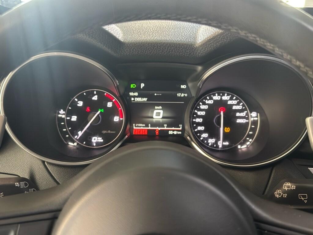 Alfa Romeo Stelvio 2.2 t Executive Q4 210cv auto