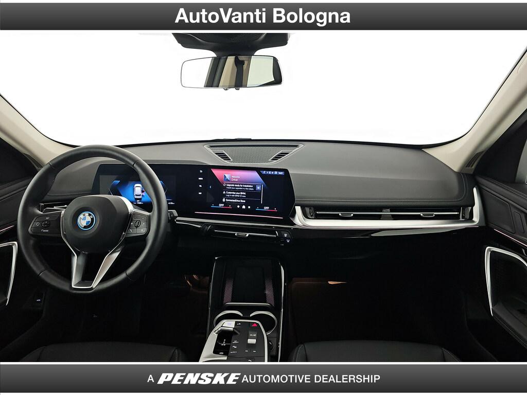BMW iX1 edrive 20 X-Line