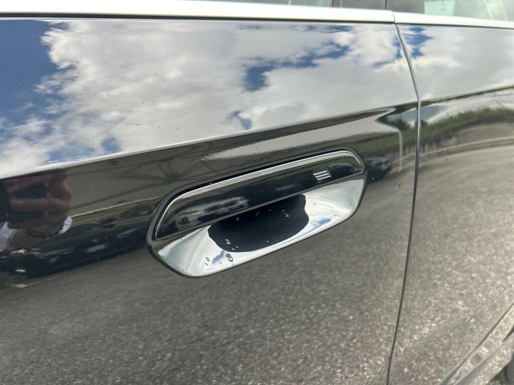 BMW X1 sdrive20i mhev 48V X-Line auto