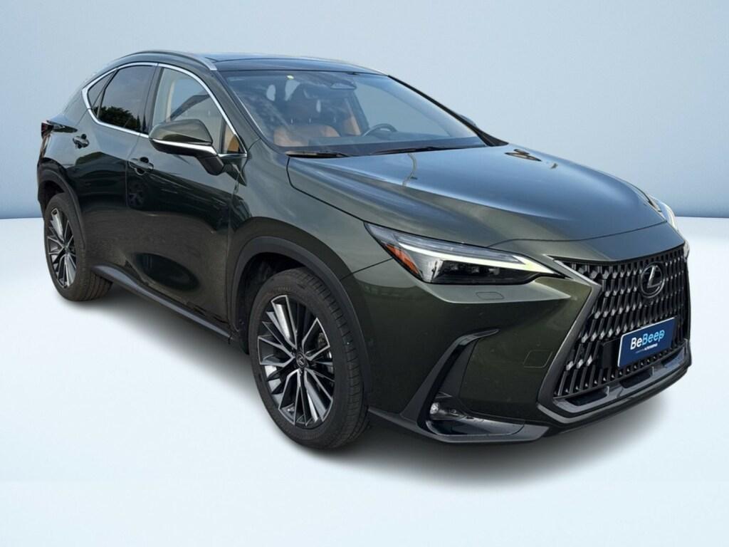 Lexus NX 2.5 hybrid Luxury 4wd e-cvt