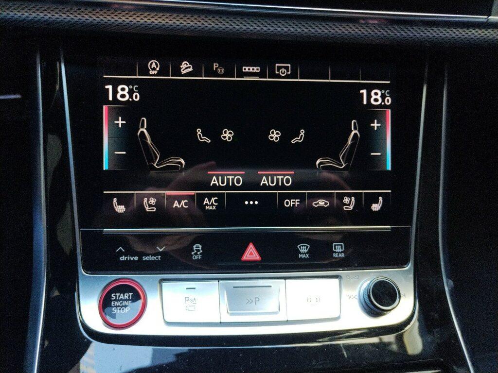 Audi Q8 RS 8 4.0 mhev quattro tiptronic
