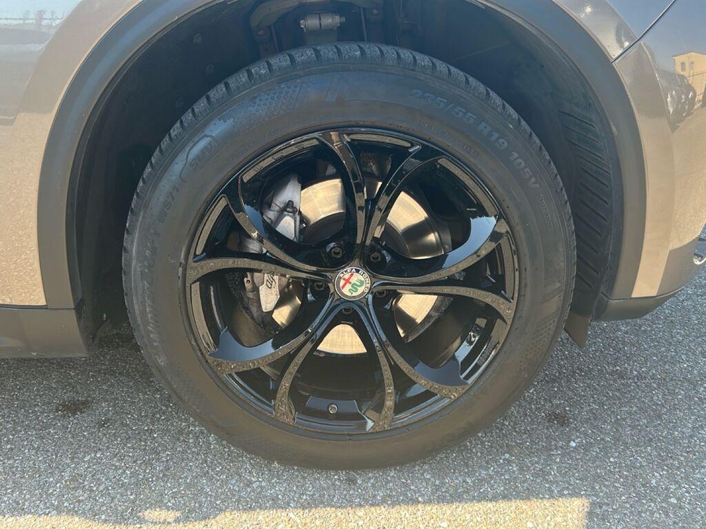 Alfa Romeo Stelvio 2.2 t Executive Q4 190cv auto my19