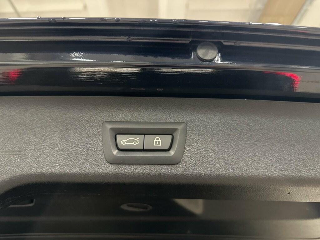 BMW Serie 5 520d Touring mhev 48V xdrive Msport auto