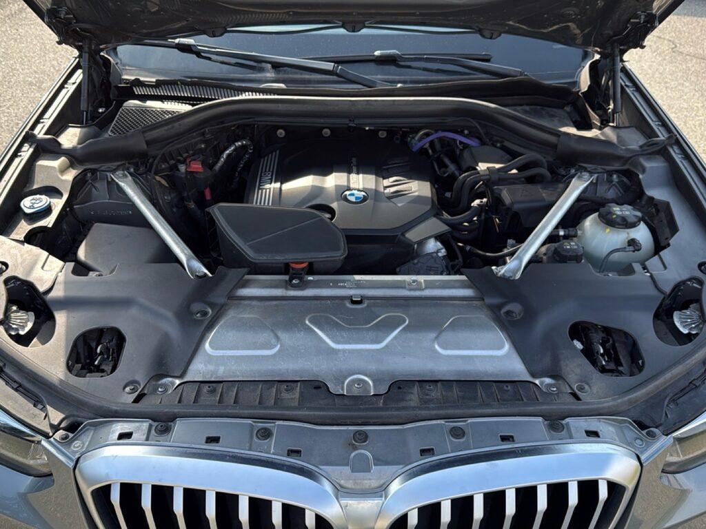BMW X3 xdrive20d mhev 48V auto
