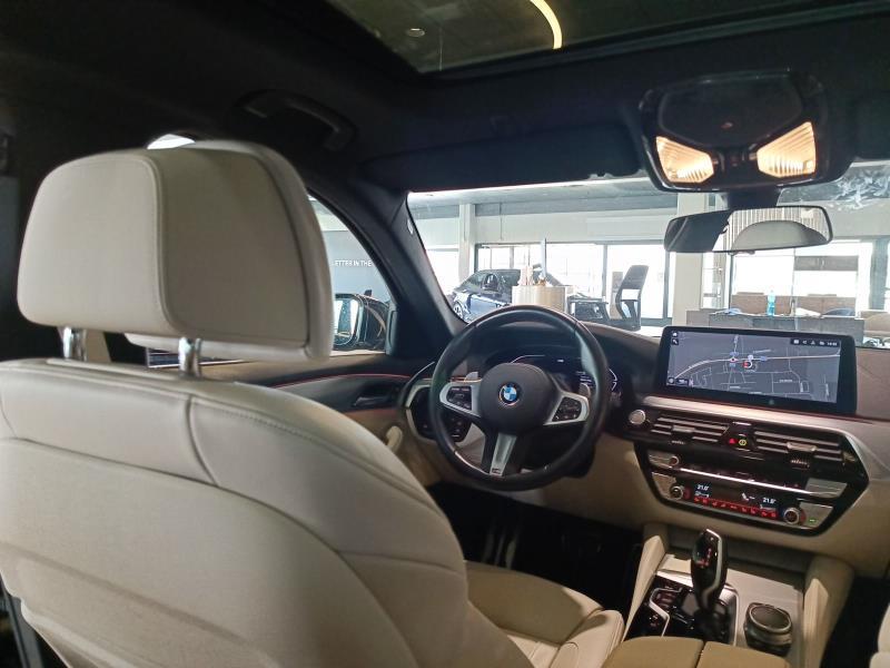BMW Serie 5 530d Touring mhev 48V xdrive Msport auto