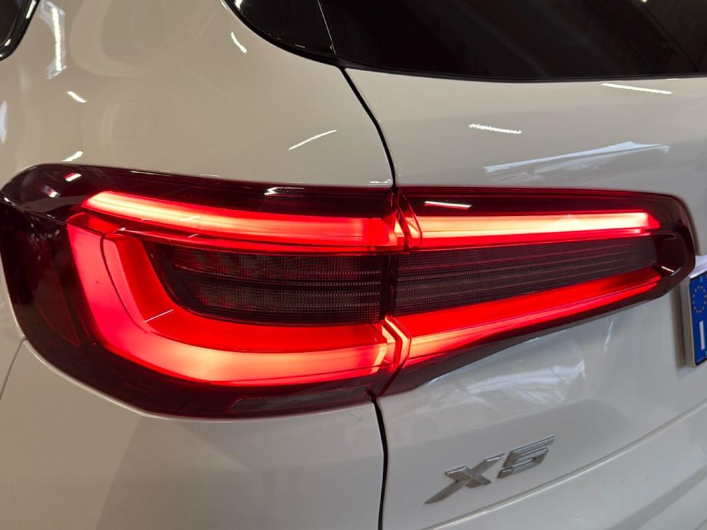 BMW X5 xdrive40d mhev 48V Msport auto
