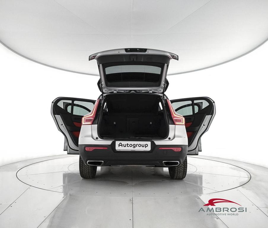 Volvo XC40 2.0 D4 R-design awd geartronic