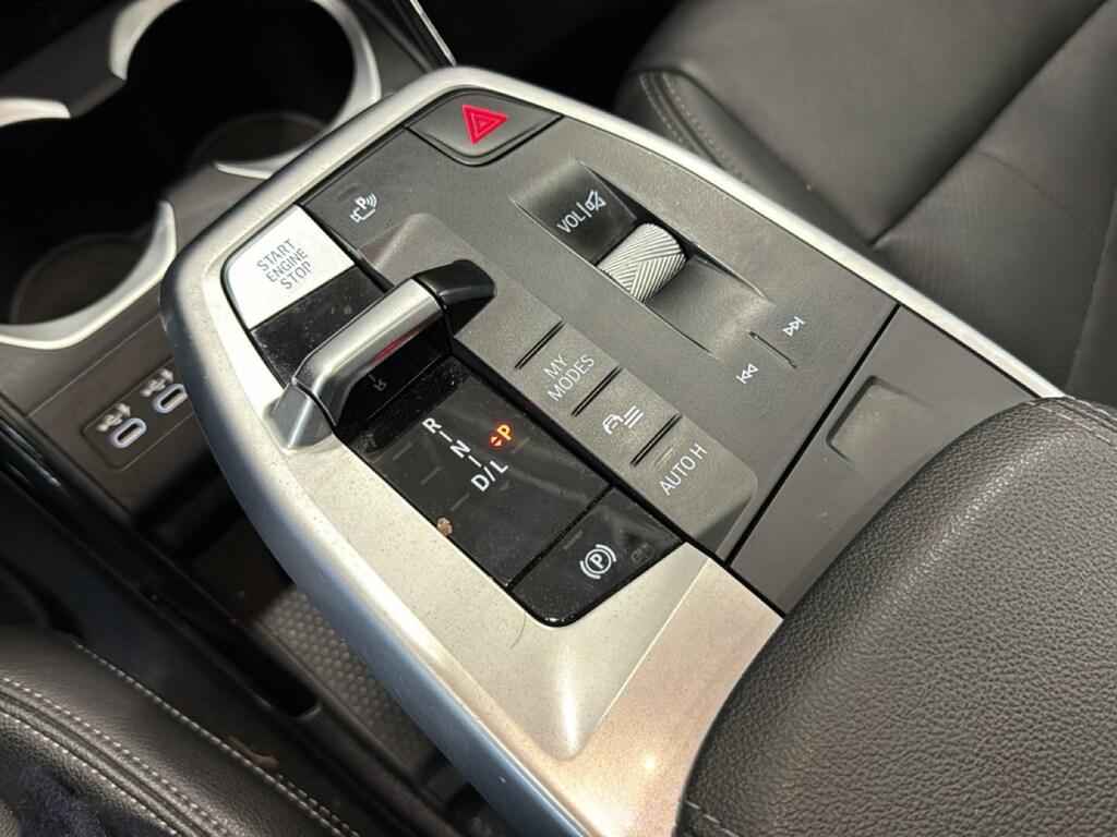 BMW X1 xdrive23d mhev 48V X-Line Edition Balance auto