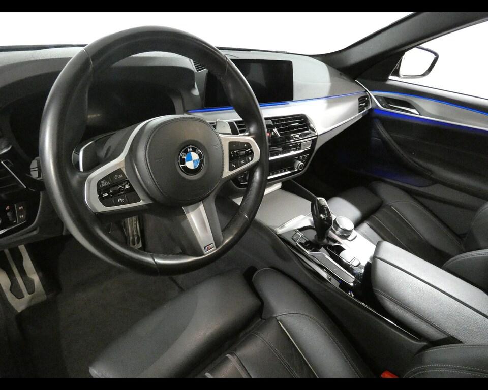 BMW Serie 5 520d mhev 48V xdrive Msport auto