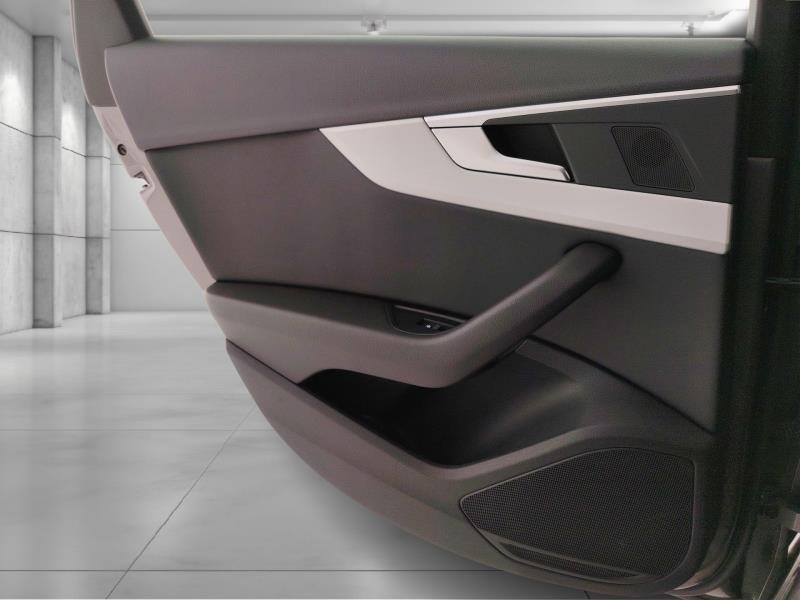 Audi A4 Avant 30 2.0 tdi mhev Business 136cv s-tronic