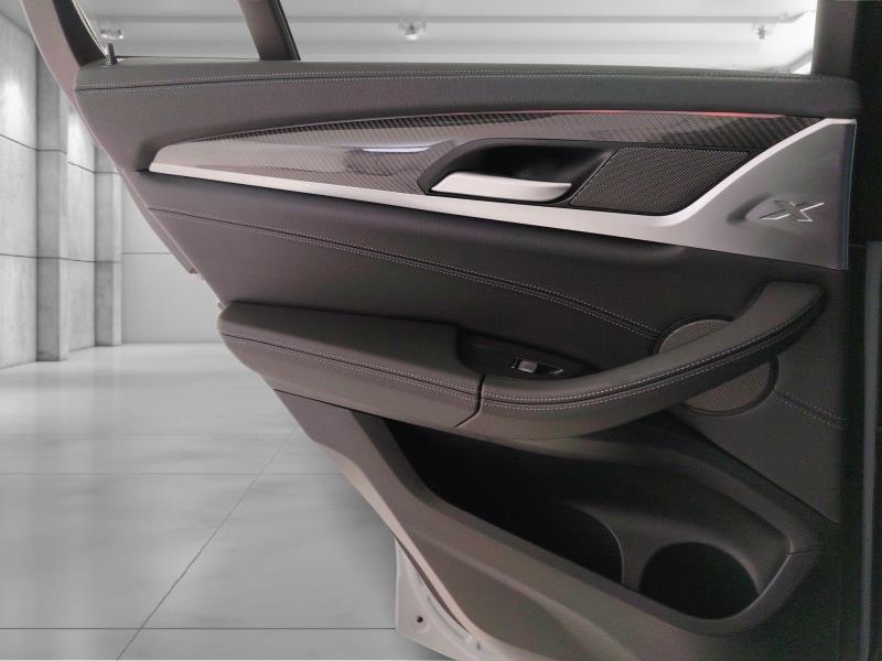 BMW X4 M X4 xdrive M40i mhev 48V auto