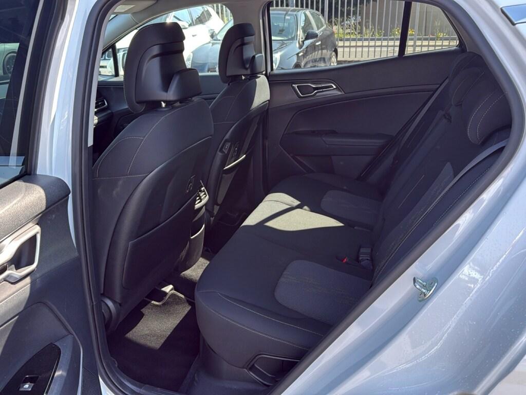 Kia Sportage 1.6 tgdi hev Style at