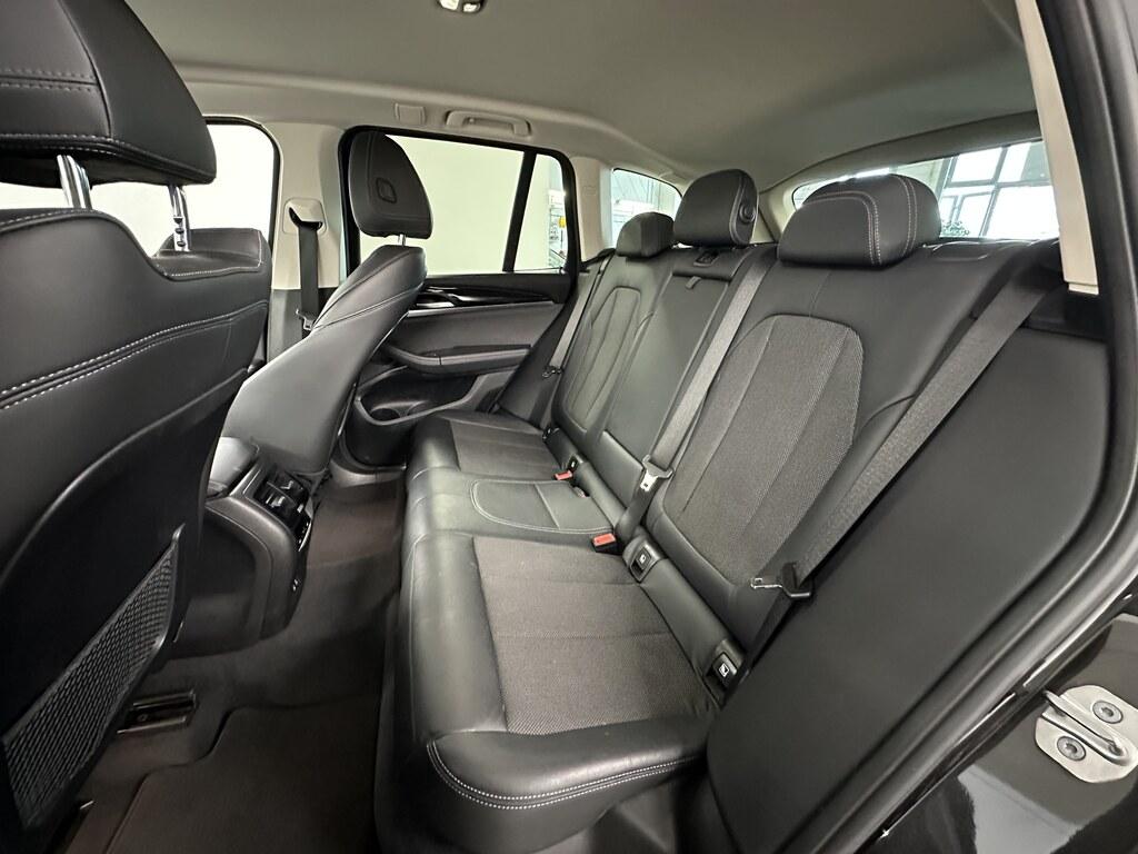 BMW X3 xdrive20d mhev 48V xLine auto