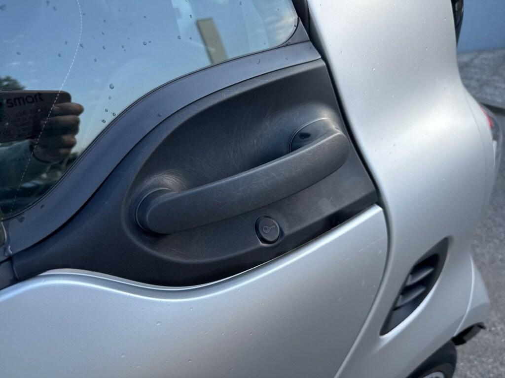 Smart fortwo eq mattrunner 22kW