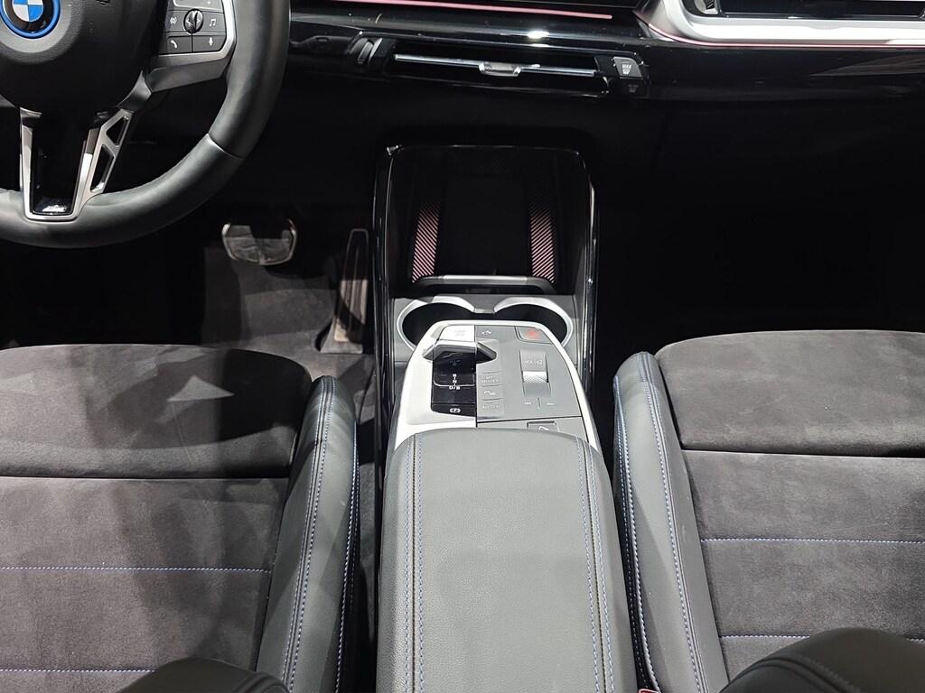 BMW iX2 edrive 20 MSport