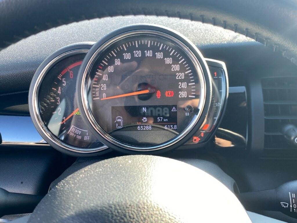 Mini Cooper D Cabrio 1.5 Cooper D