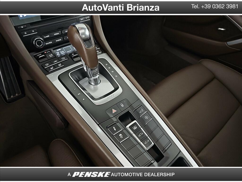 Porsche 911 Coupe 3.0 Carrera 4 auto