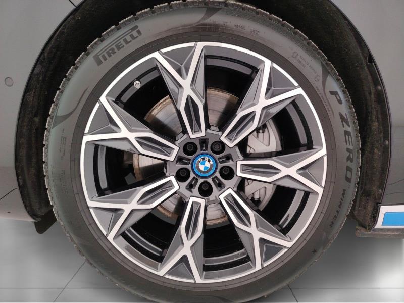 BMW Serie 7 i7 xdrive60