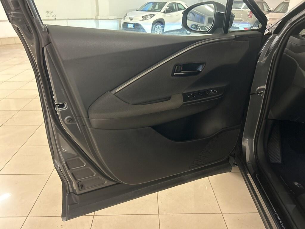 Toyota C-HR 1.8 hv Trend fwd e-cvt