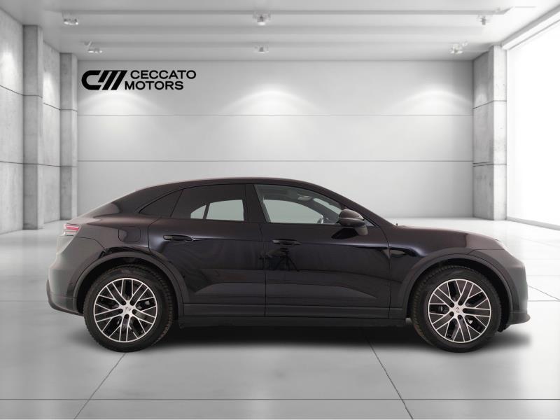 Porsche Macan 4