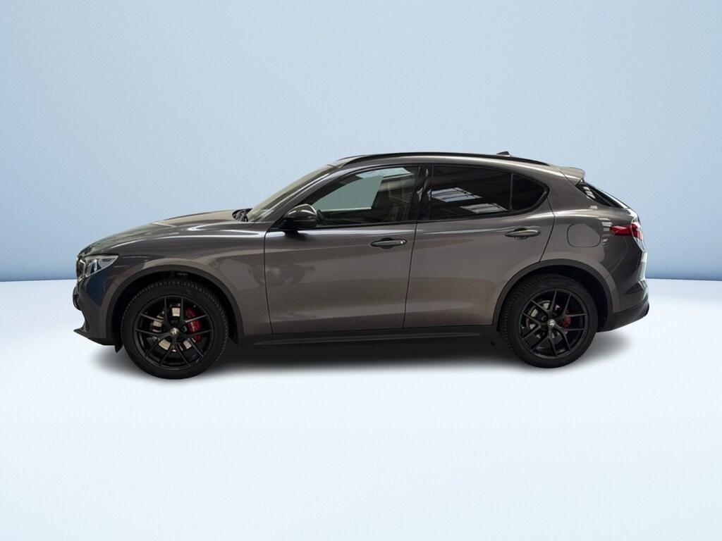 Alfa Romeo Stelvio 2.2 t Business Q4 210cv auto my19
