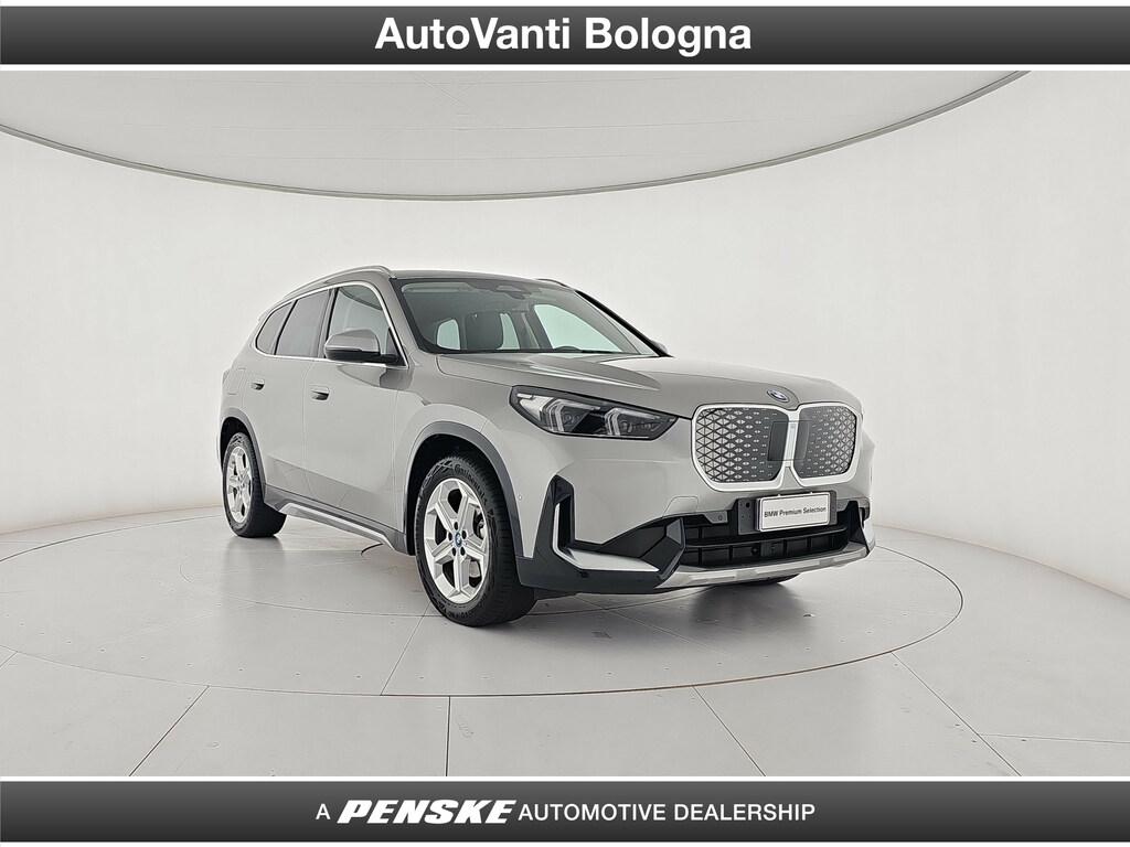 BMW iX1 edrive 20 X-Line