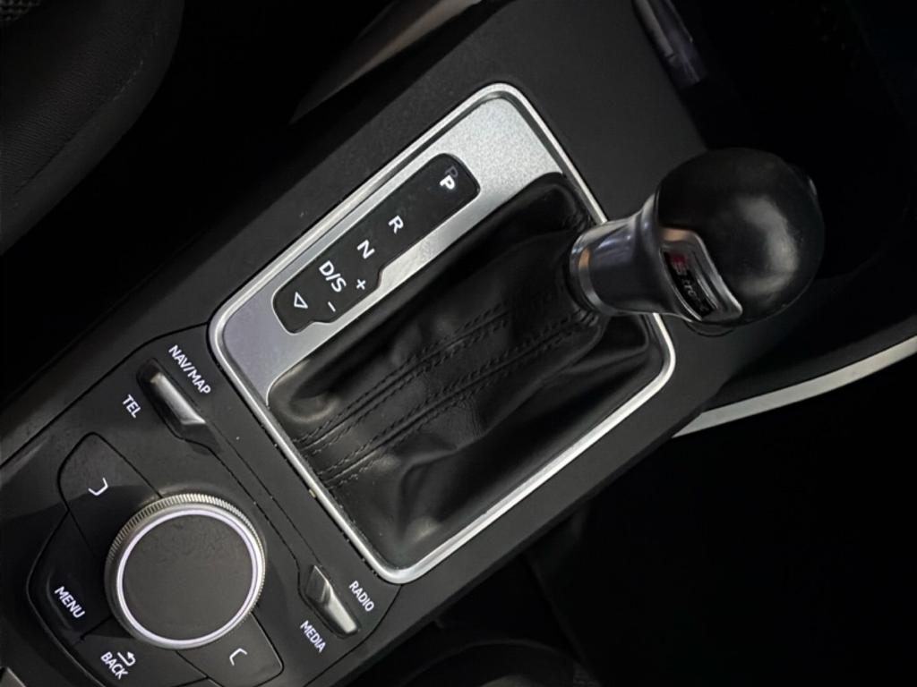 Audi Q2 30 1.6 tdi Business s-tronic my19