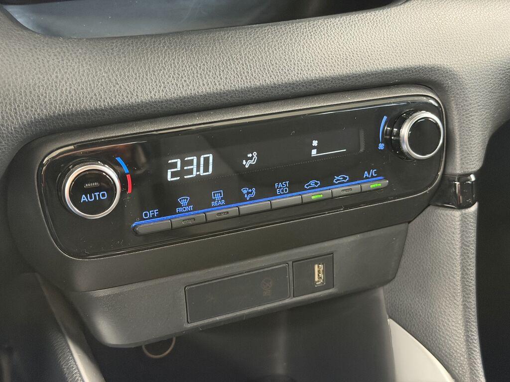 Toyota Yaris 1.5 hybrid Trend