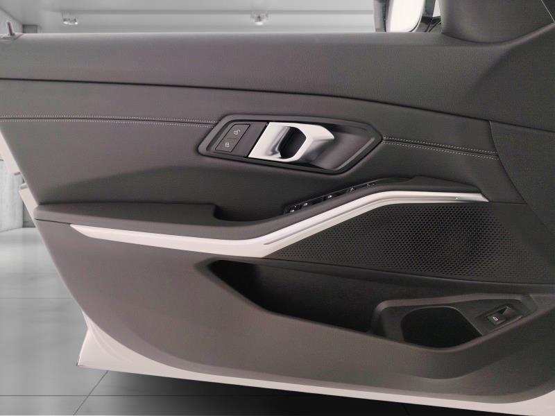 BMW Serie 3 320d Touring mhev 48V xdrive M Sport Pro auto